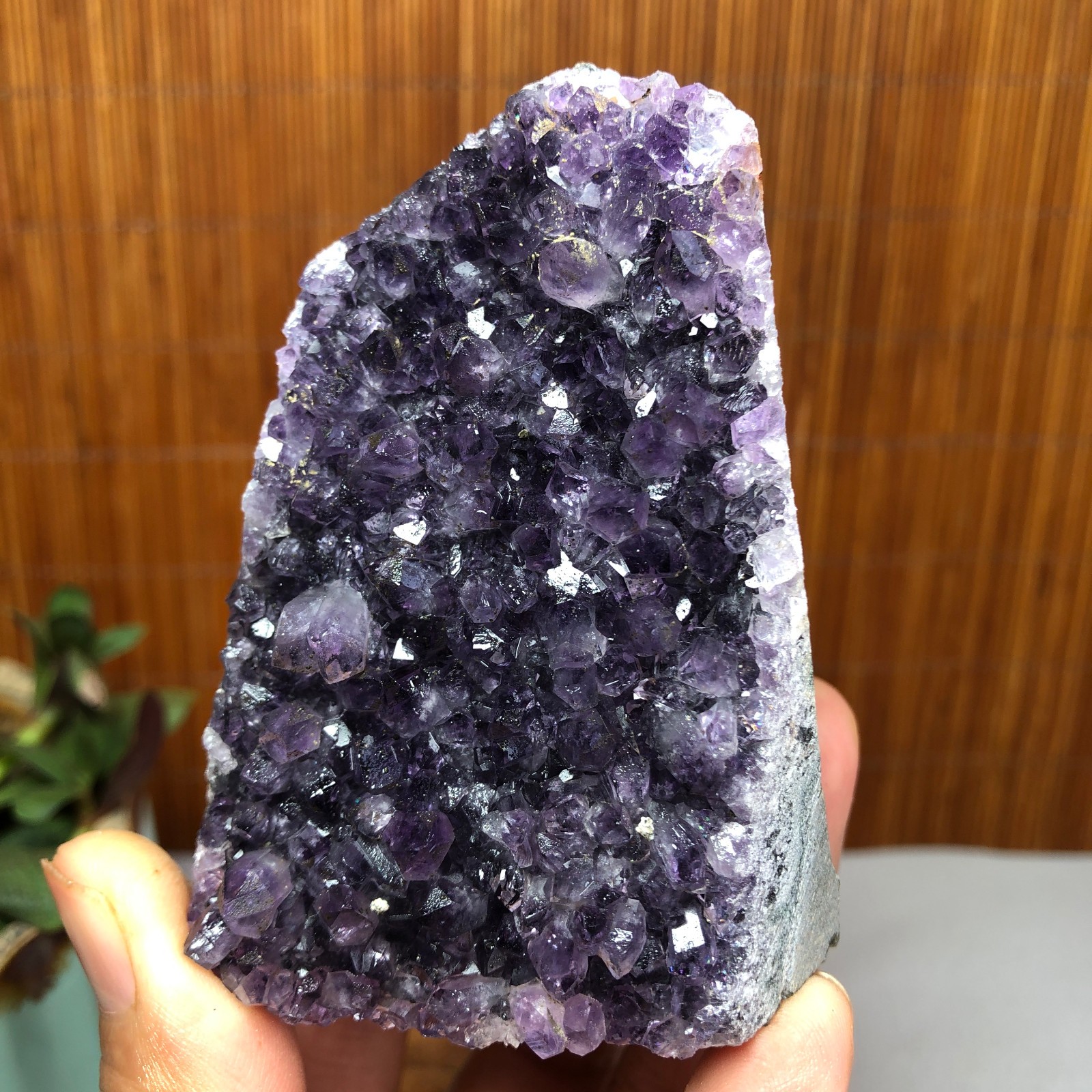 70mm NATURAL amethyst point purple Crystal Cluster Mineral Specimen 207g A9976