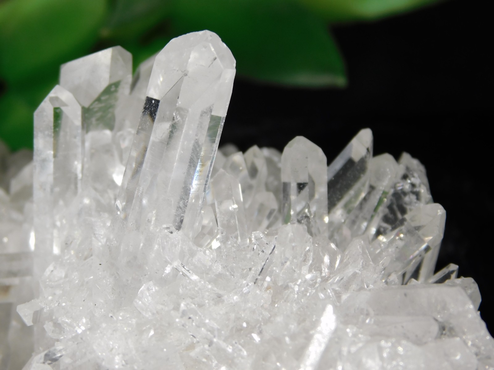 Super TRANSLUCENT Points! Big Nice & Natural QUARTZ Crystal Cluster Brazil 431gr