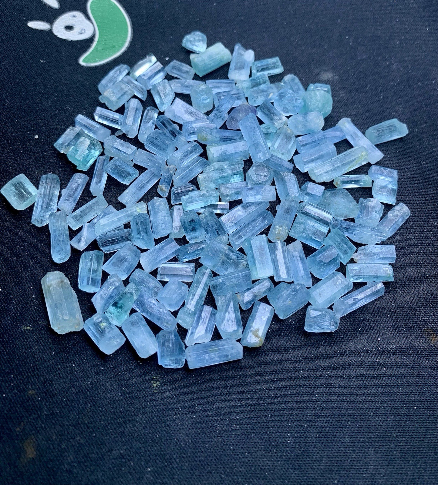 Blue Aquamarine 300 Carats Crystals, Dark Blue Aquamarine, Birthday Gift