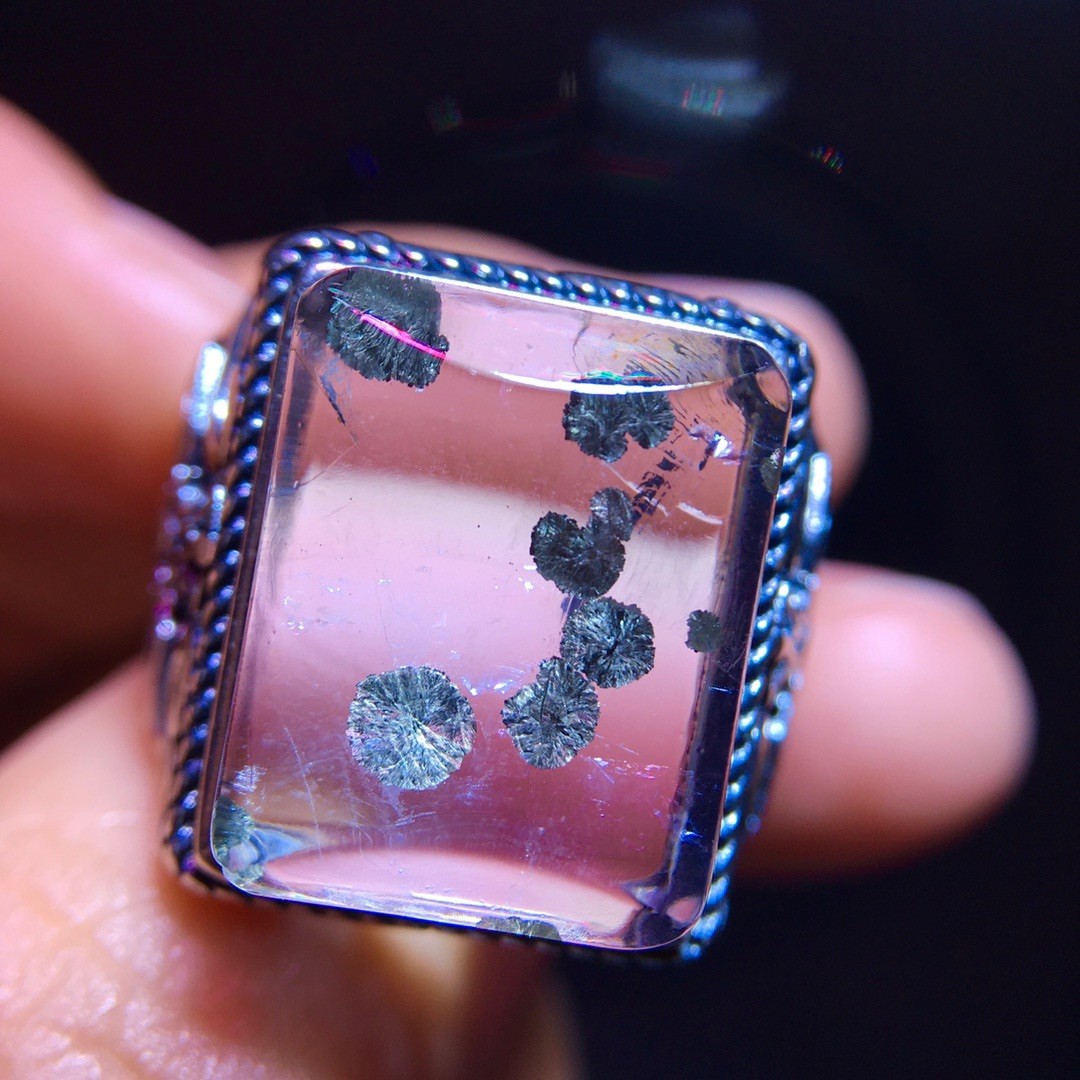 Full bezel brass ring