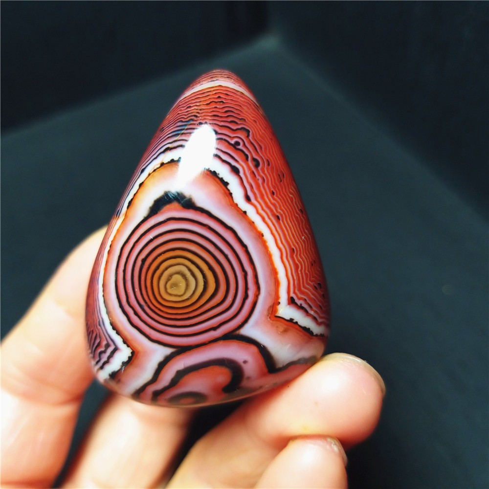 TOP 75.8G Natural Polished Silk Banded Lace Stone Madagascar C1243