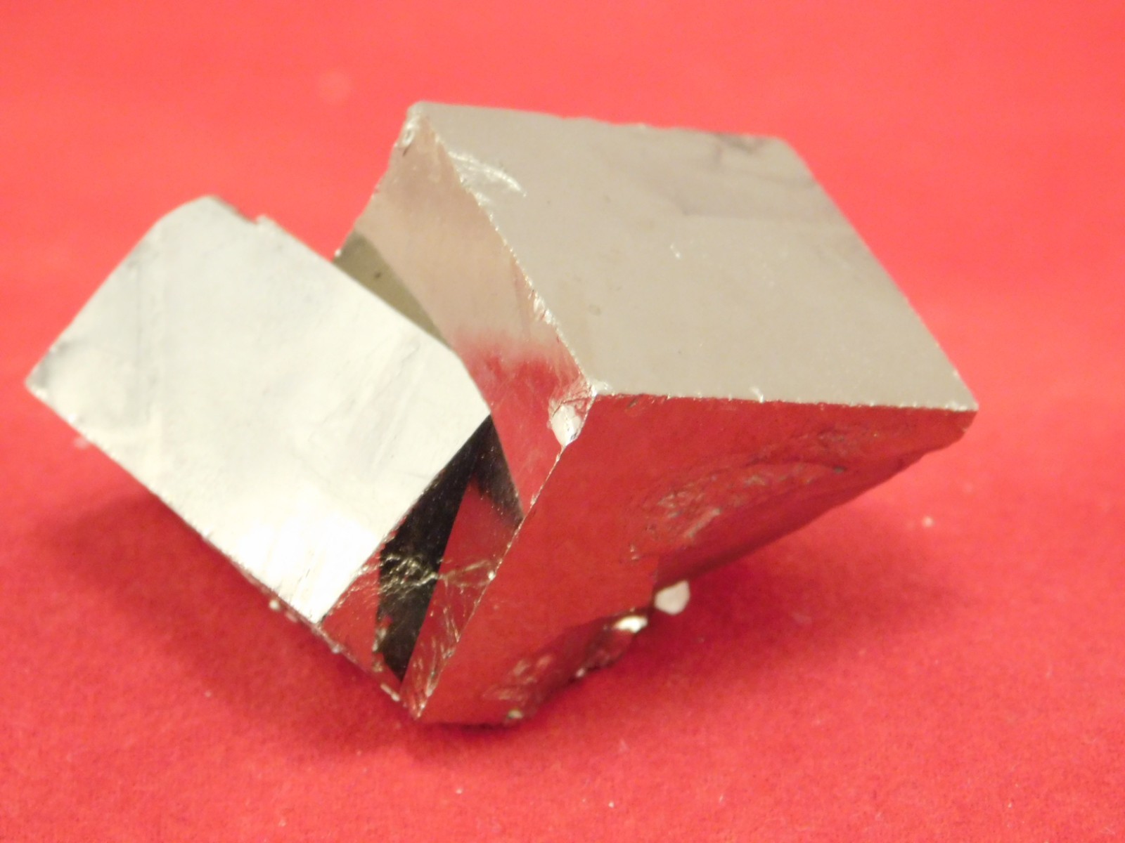 Nice and 100% Natural PYRITE CUBE TWIN From Peru 75.5gr