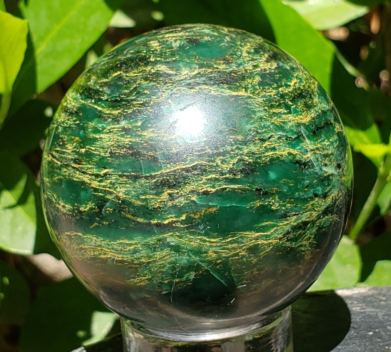 2.2″ Natural Green Emerald Sphere Ball Orb, 257g or 9 oz