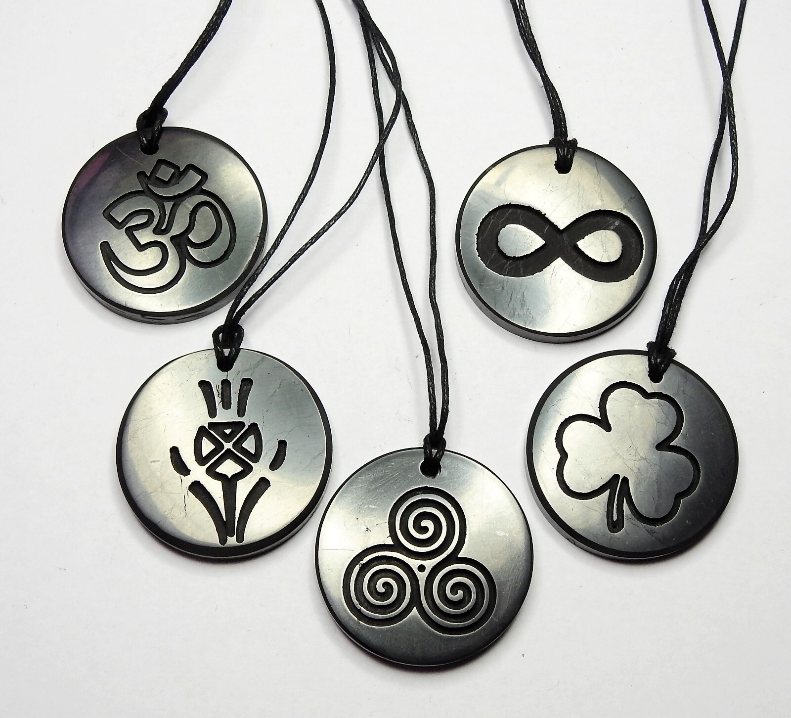 Shungite Pendant Deep Engraved Necklace – EMF Protection & Healing