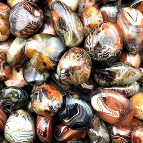1KG Madagascar Banded Agate Alarge Tumbled Beautiful Patterns Randomly Send
