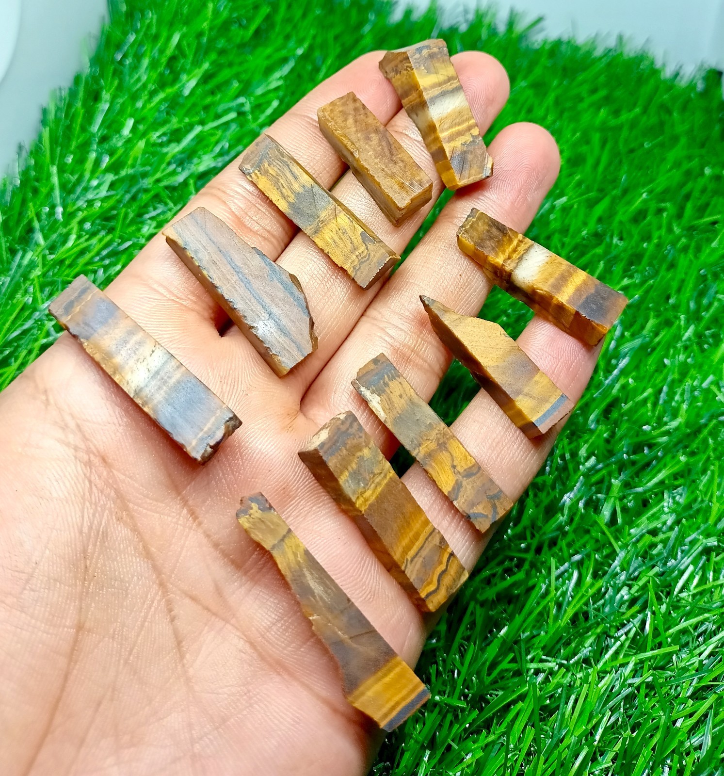 Natural Tiger’s Eye Raw Crystal Rough Mineral Chunks Rocks Sticks 20-30mm