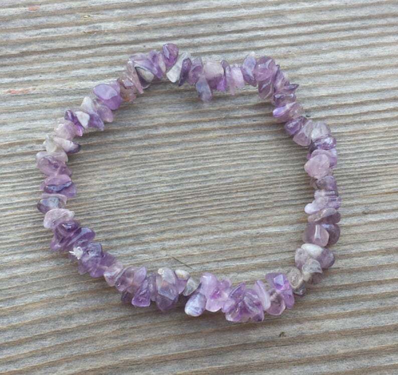 NATURAL AMETHYST STONE GEMSTONE STRETCHY CHIP BRACELET
