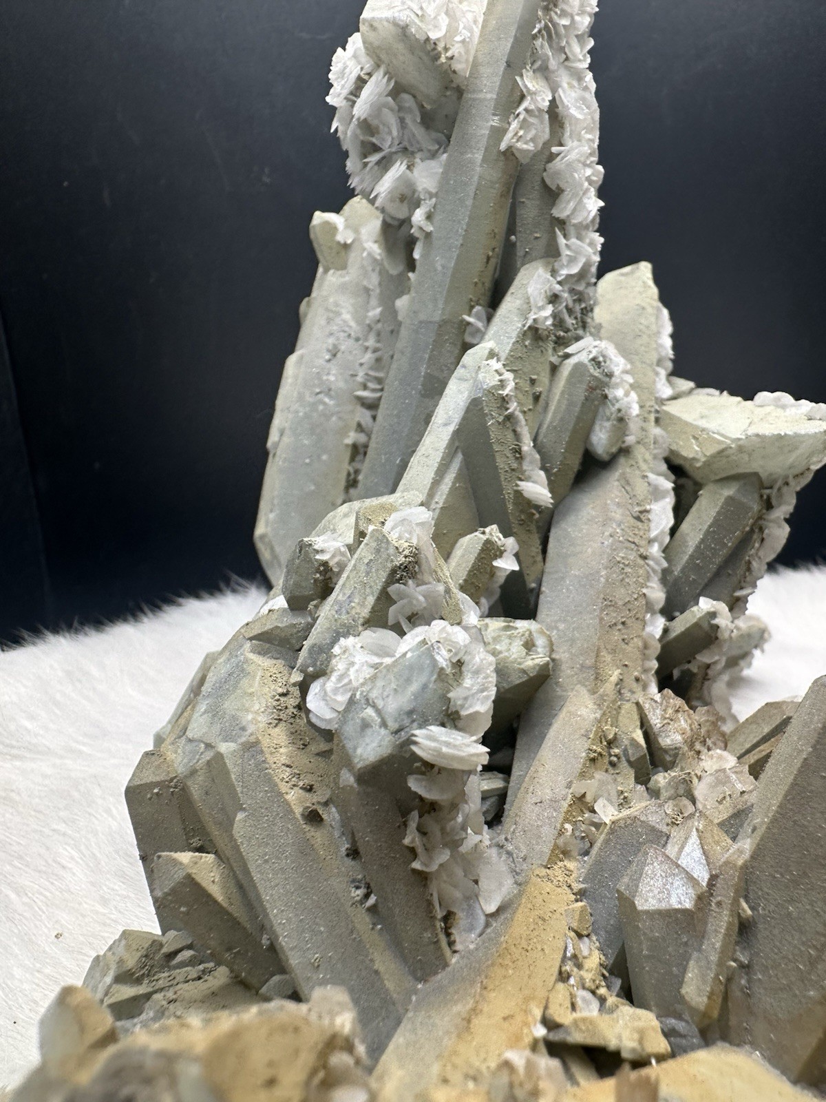 Green Quartz cluster