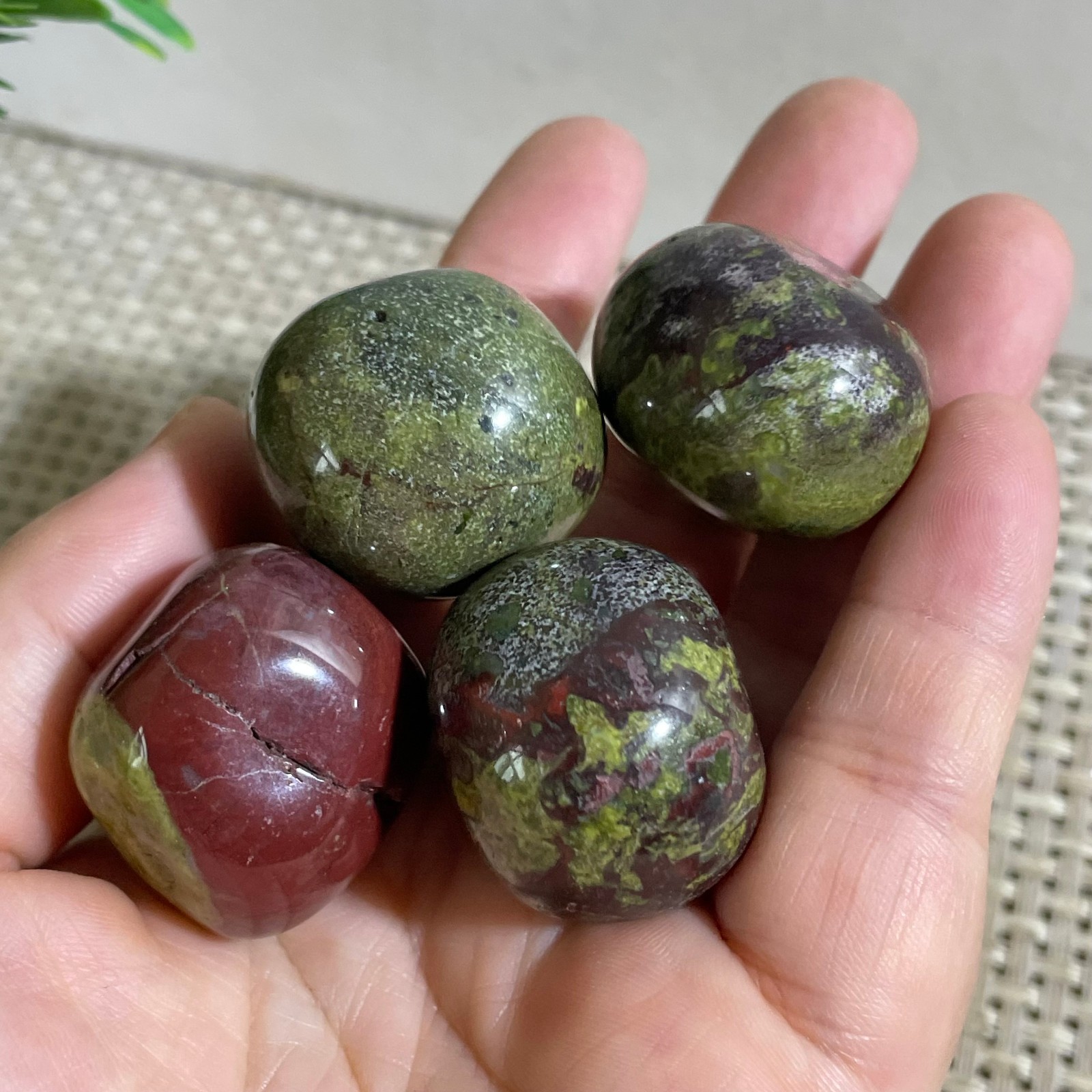 122g Raw Natural dragon blood stone Jasper Rough polished Crystal gemstone