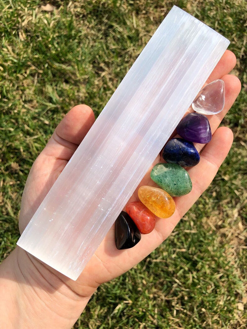 7 Chakra Stones Chunks Set With Selenite Charging Plate & Chakra Healing Guide
