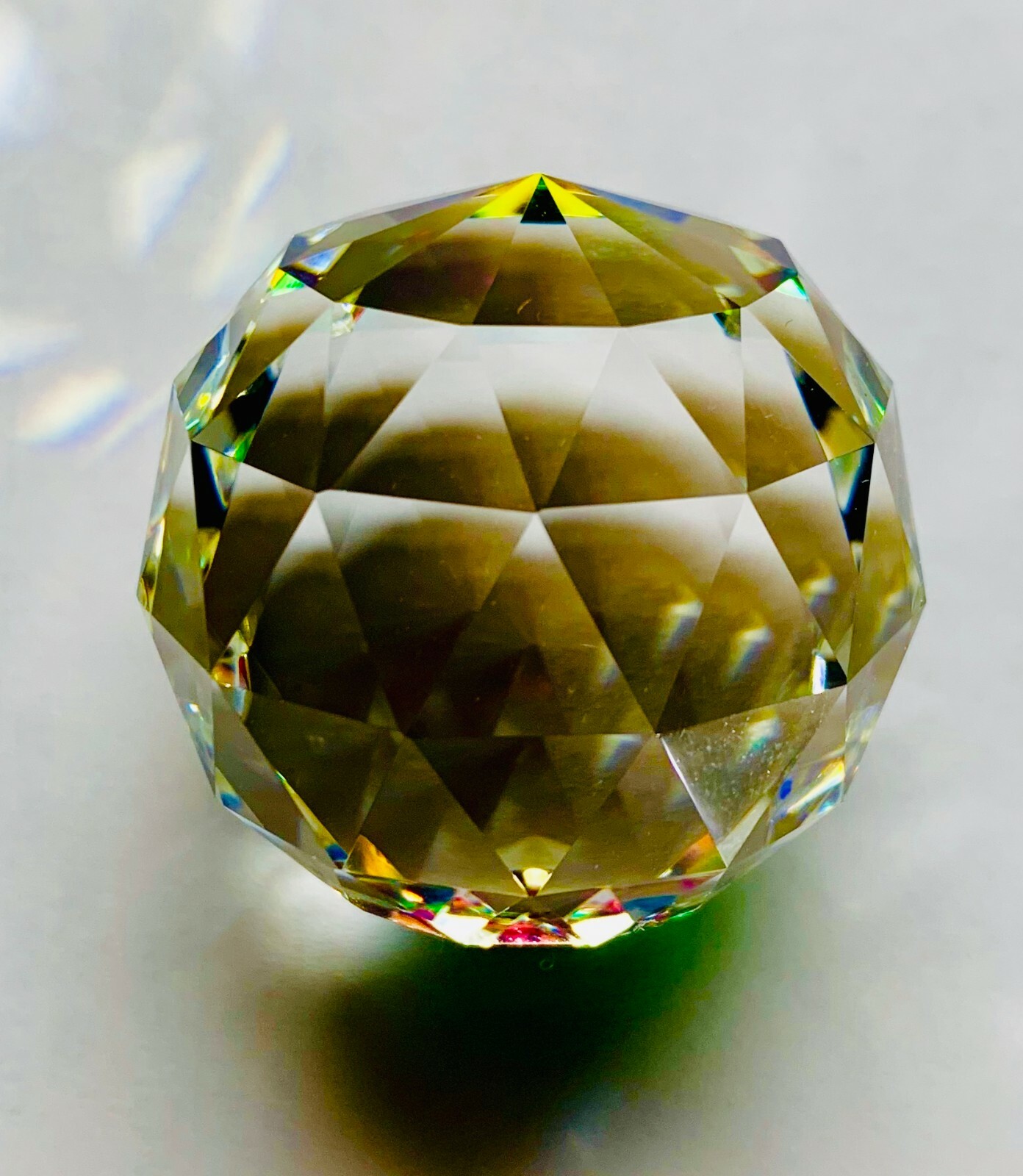 Faceted Crystal Ball/ Paperweight 20 mm