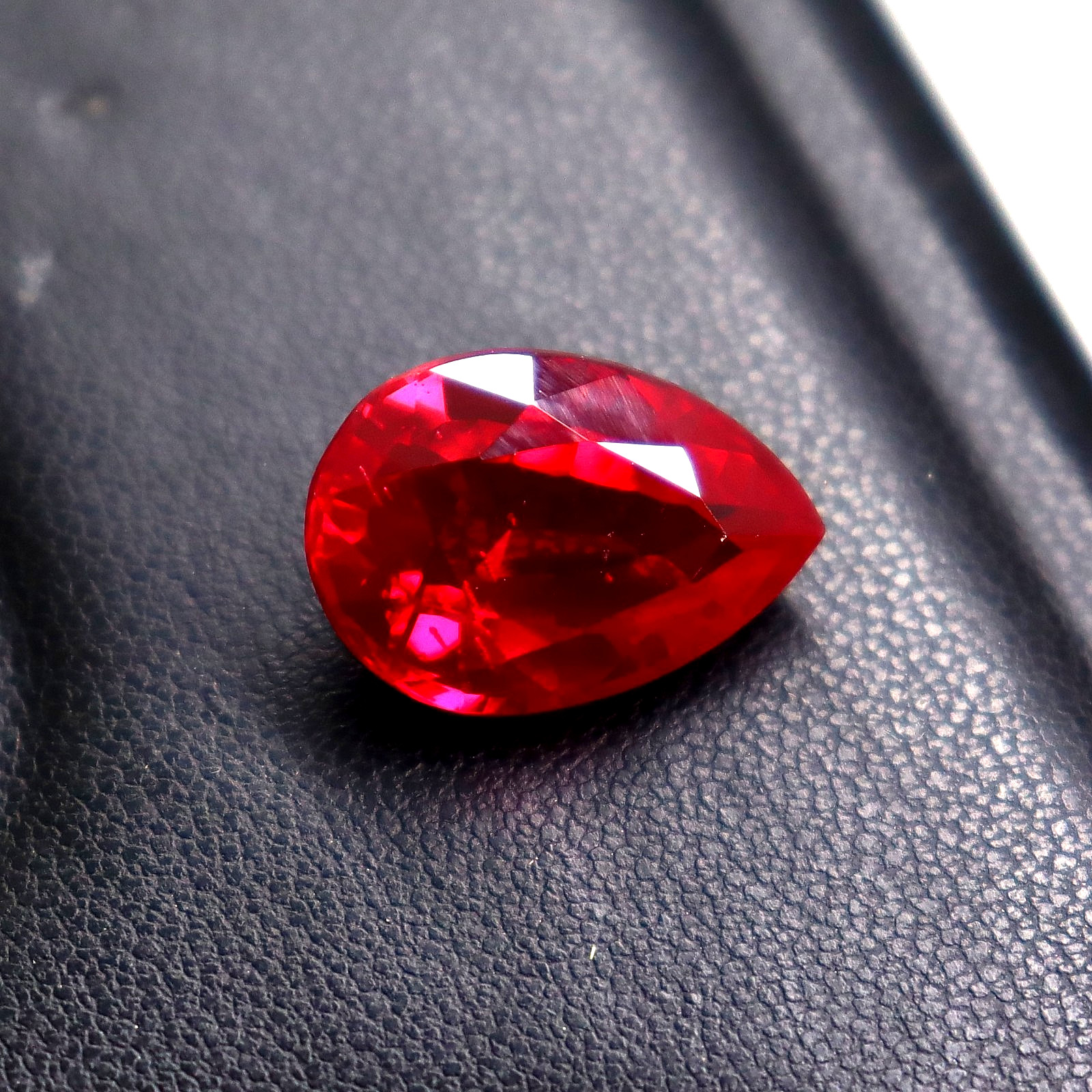 8-10 Ct Pear Cut Certified Loose Gemstone BURMA Pigeon Blood Red Ruby