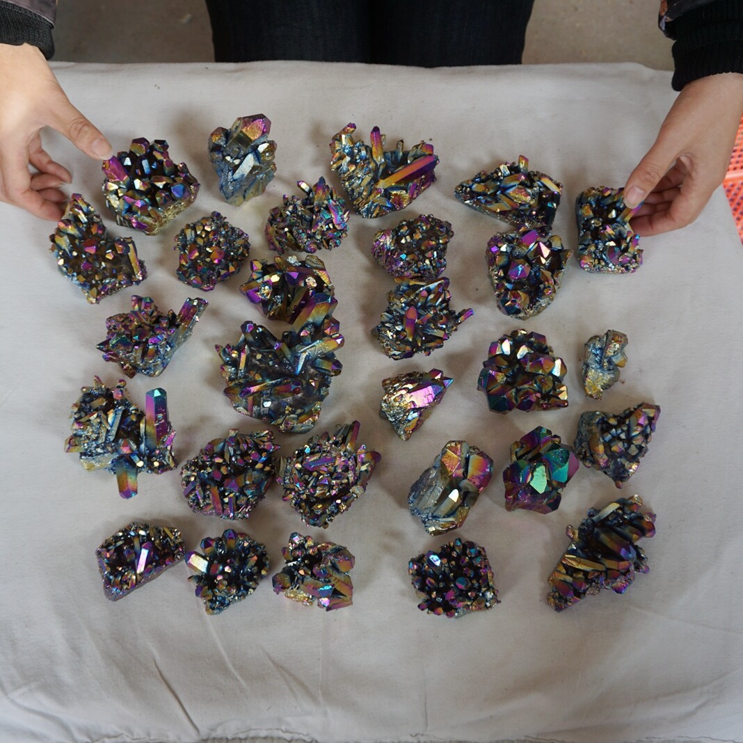 10LB 28Pcs Rainbow Aqua Aura Quartz Crystal Cluster Points Titanium Coating