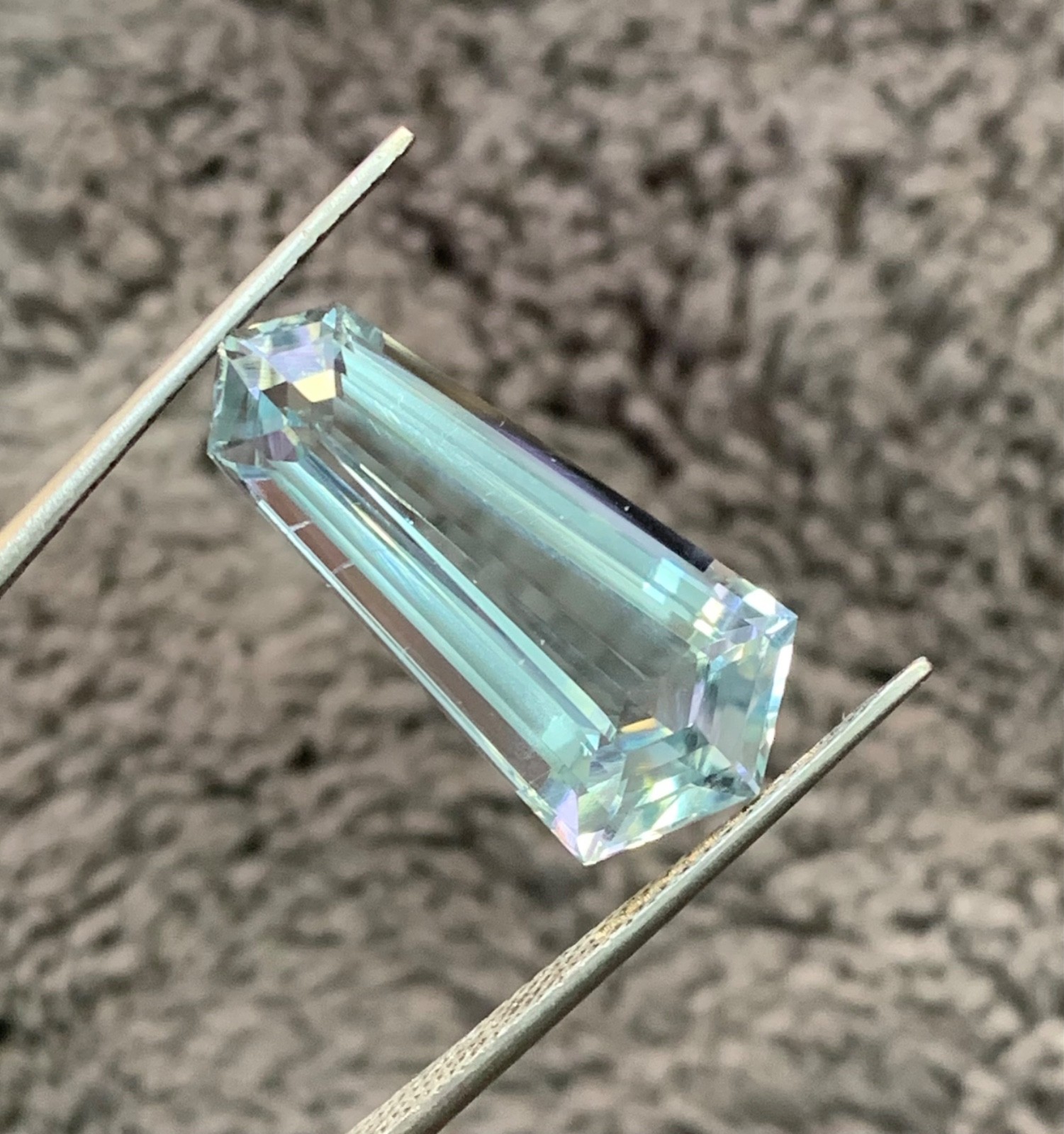 Blue Aquamarine Loupe Clean Banquet Cut 12 Carats gemstones From Pakistan