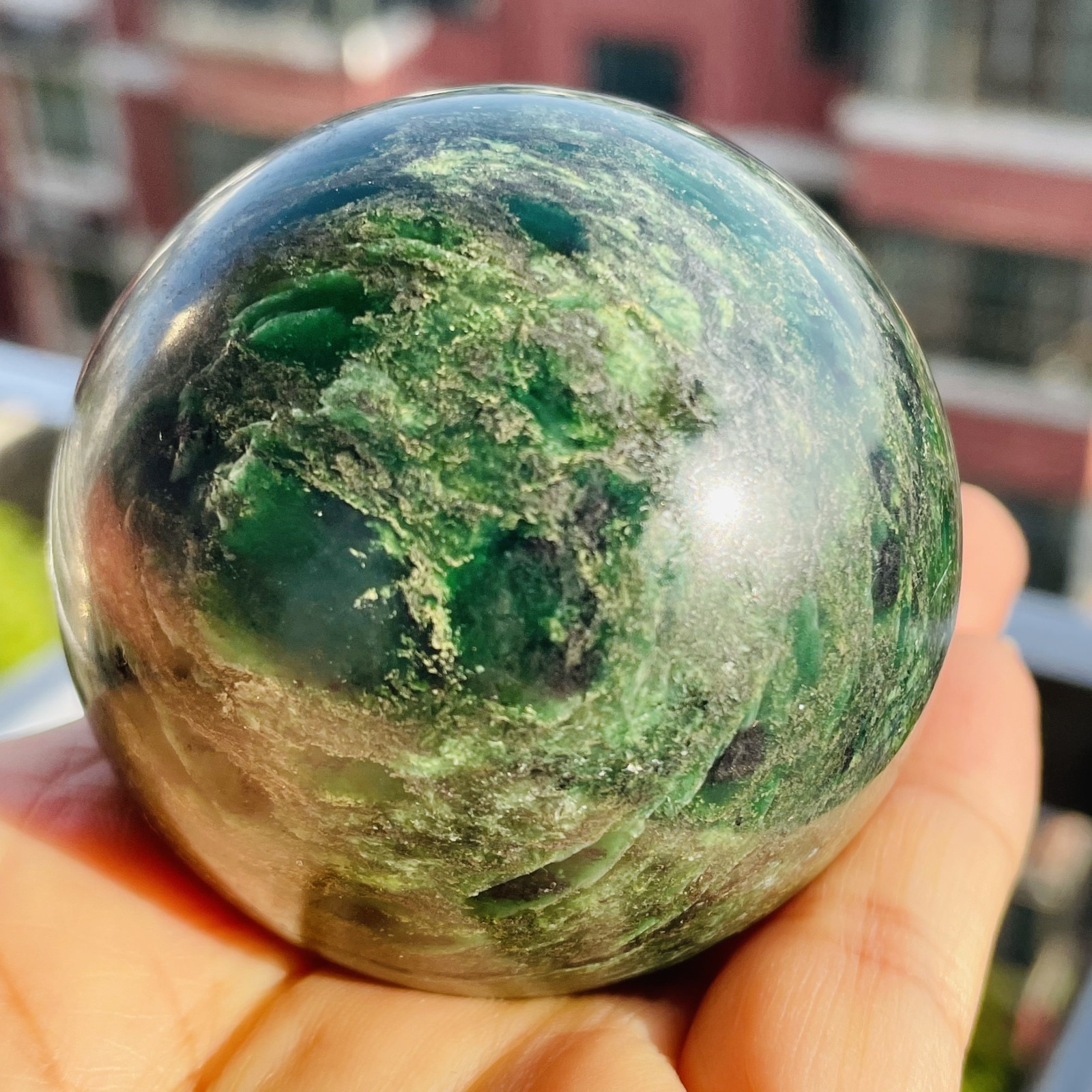 290G Natural emerald ball spiritual healing F3