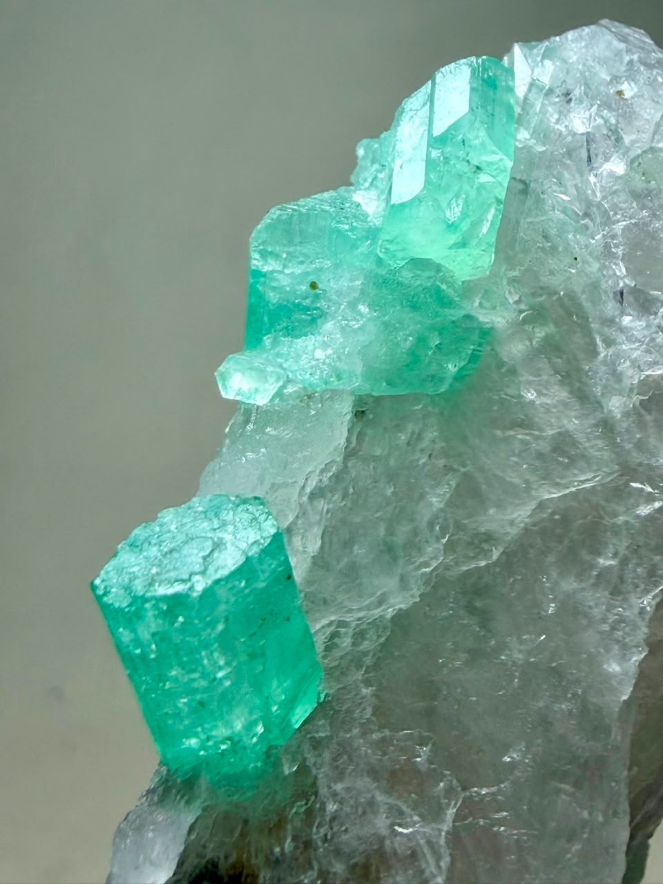 234Ct ,Eye Clean!! Natural Chitral Emerald Crystals on Quartz From KPK Pakistan