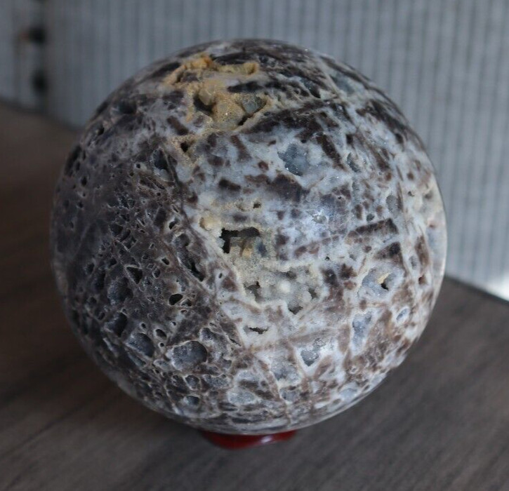 VERY LARGE SPHALERITE SPHERE 96.4 MM/ 1203.2 GRAMS (OVER 2.5 POUNDS)