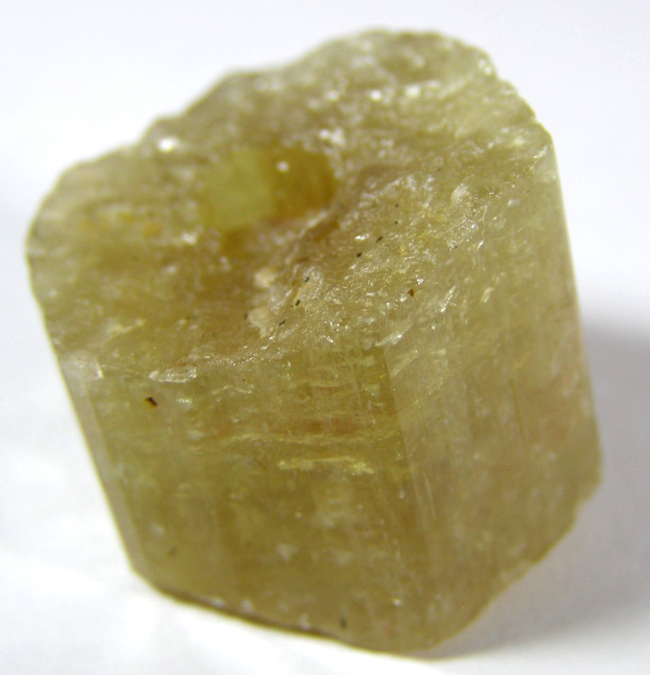 NATURAL GEMMY APATITE CRYSTAL 2.2 x 1.9 x 1.8 cms 15.06 gms #1