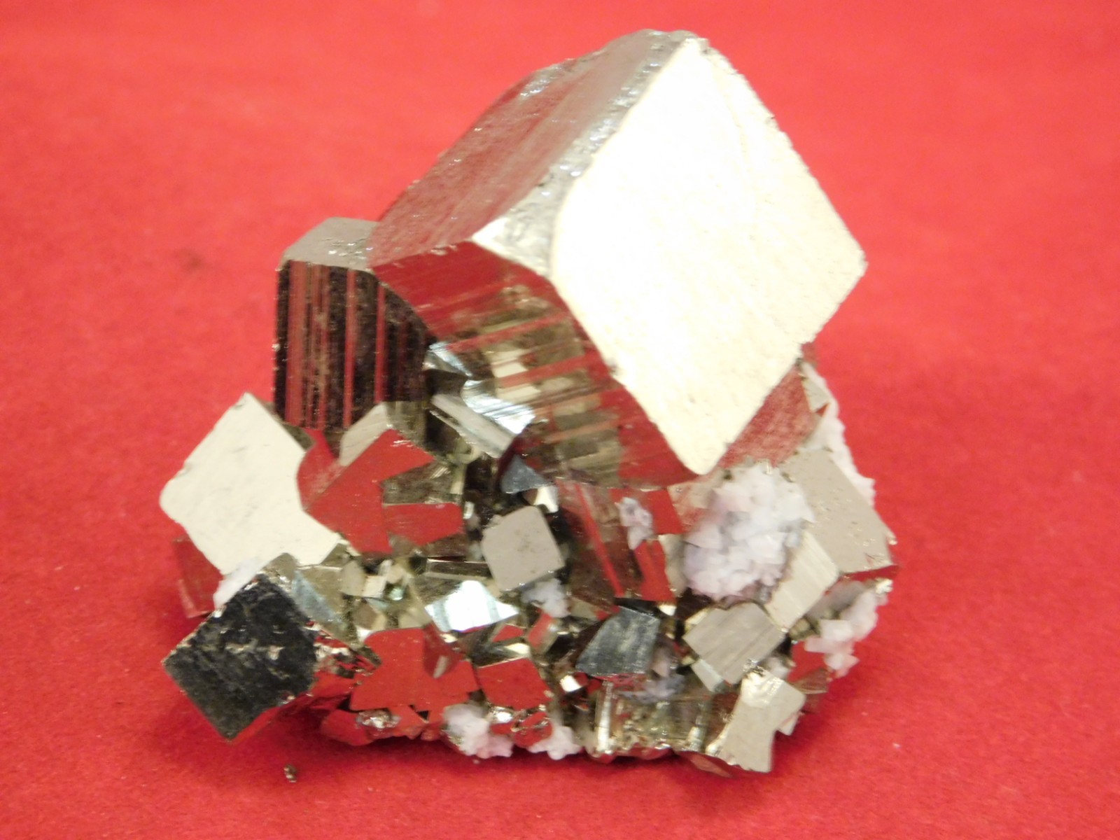 NICE! PYRITE Crystal CUBE Cluster 100% Natural Huanzala Mine Peru 74.3gr