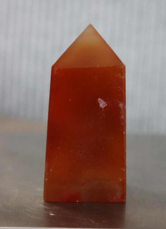 CARNELIAN POINT (4 SIDED) 2.10 INCHES TALL/ 40.4 GRAMS