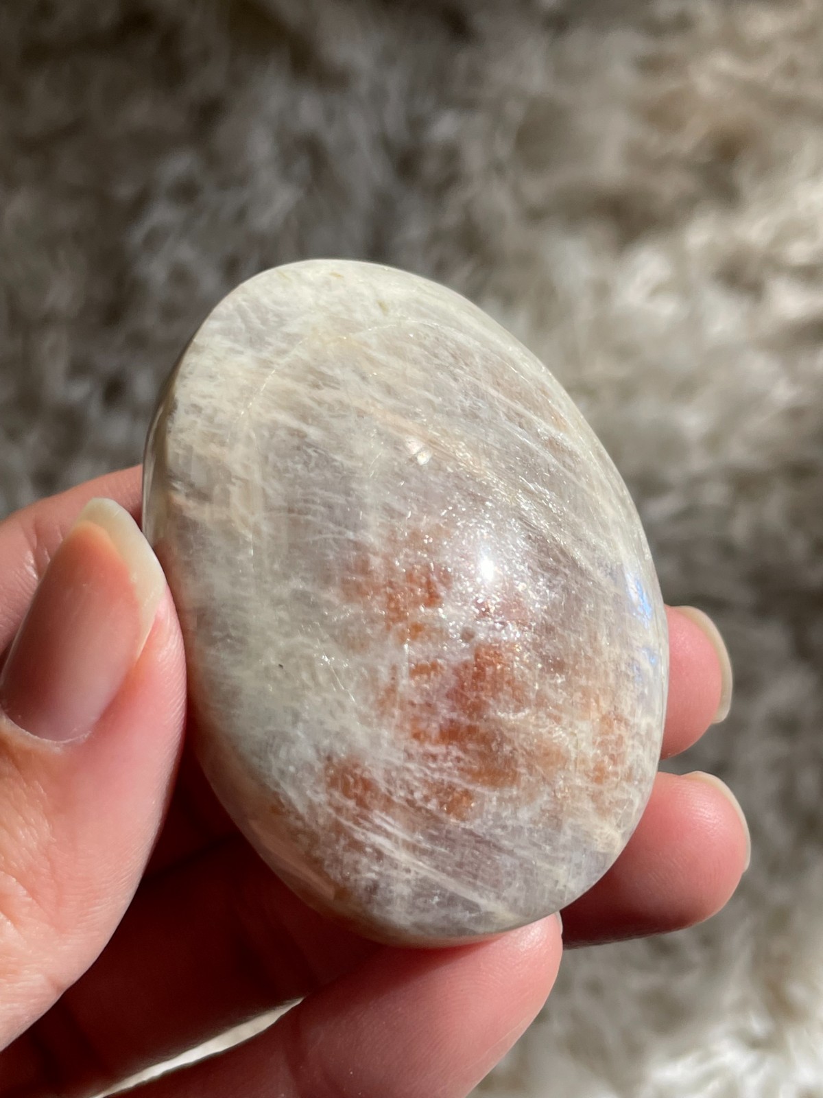 Rainbow Moonstone with Sunstone Palmstone, Medium – Light Flashes (MT)