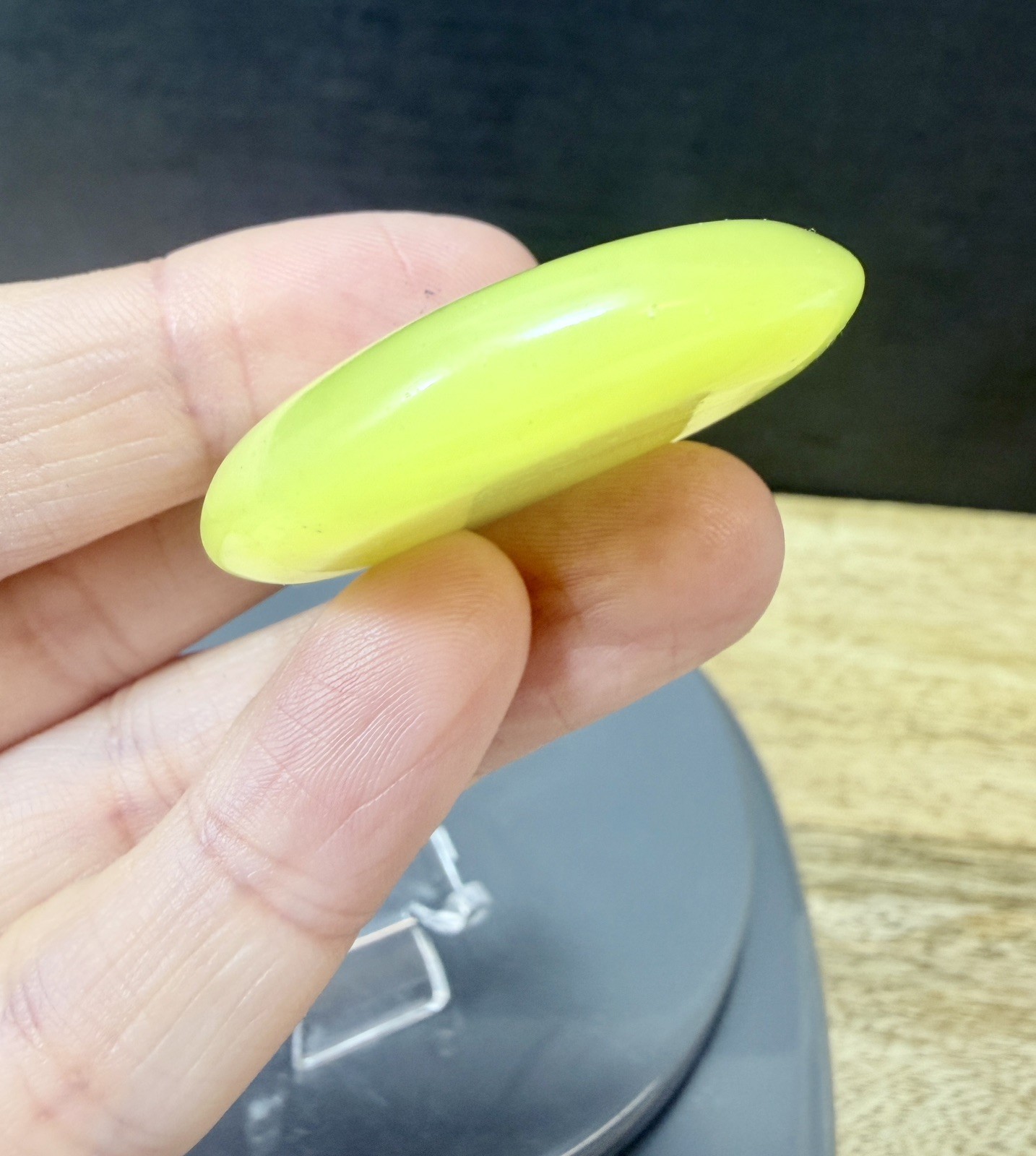 Crystal Lemon Jade Palm Stone Flat Healing Spiritual Collect yellow pocket (10)