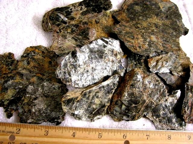 Biotite mica crystal red/tan tabular book form 1/2 pound lot 3-7 pieces 1-4 inch
