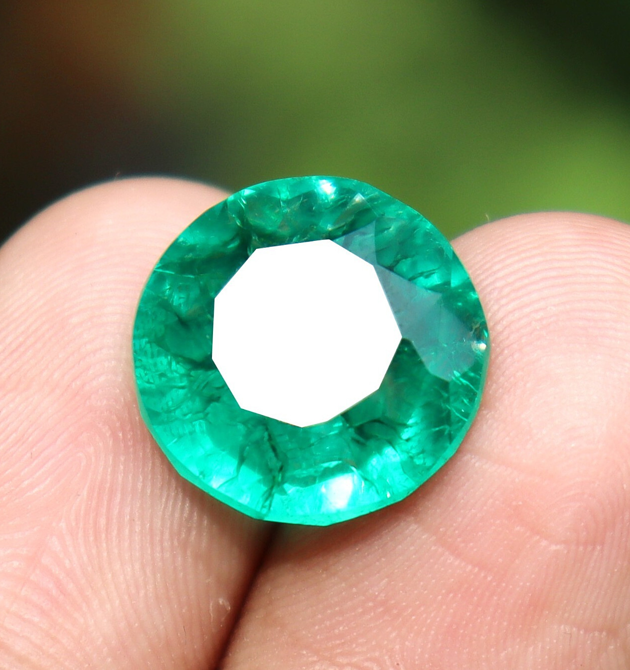 9.80 Ct Green Emerald Certified Natural Colombian Round Cut Loose Gemstone