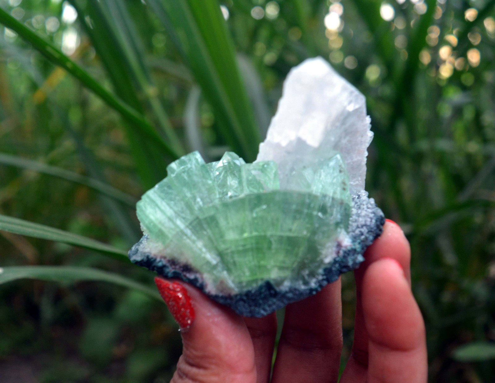 green apophyllite w/ heulandite minerals specimen a-8