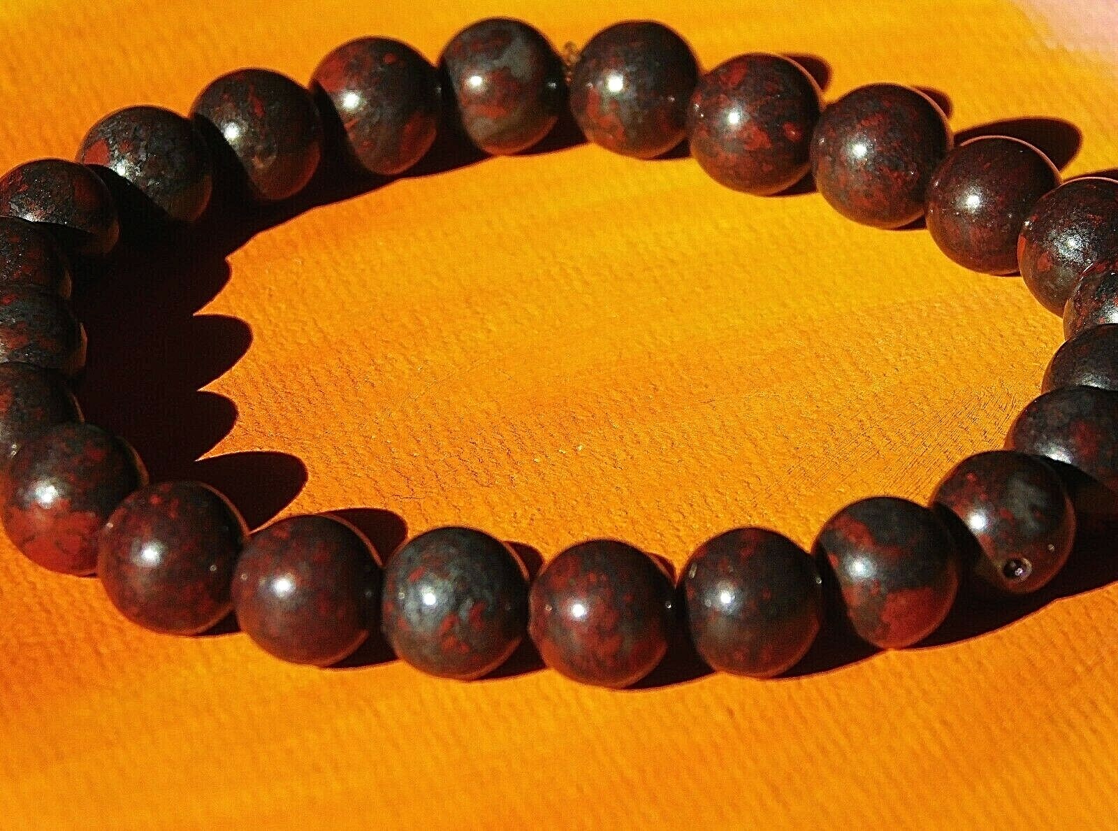 Mens / Ladies Handmade 10mm Gemstone Beaded Bracelet – Natural Bloodstone.
