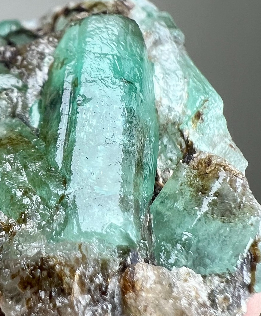81 CT, Beryl Var! Natural Top Green Emerald Crystals Bunch on Matrix Chitral@PAk