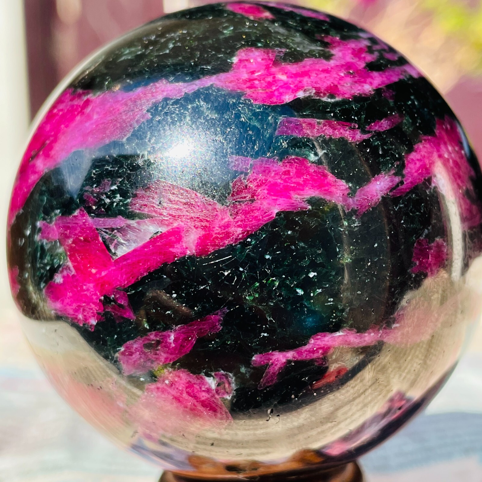 392g Natural Ruby Zoisite Quartz Crystal Gemstone Sphere Ball Specimen Healing