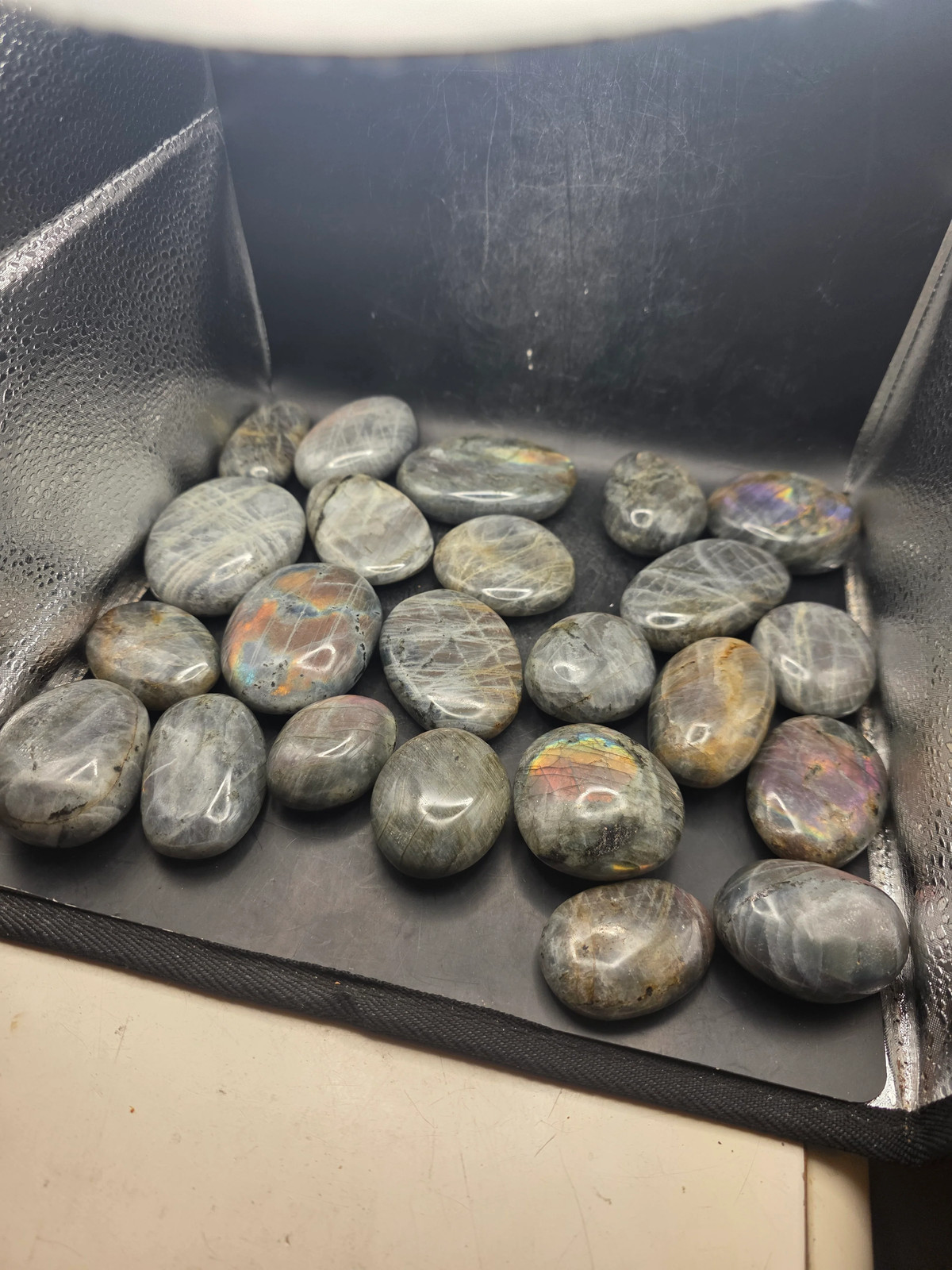 Sunset labradorite palm stone! 1.6 too 2.5 inches