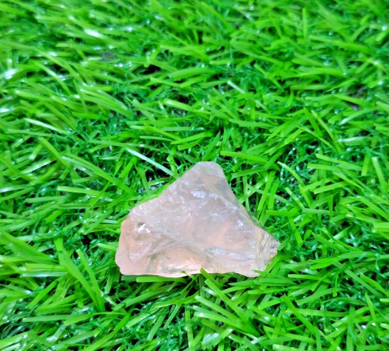 Amazing Pink Rose Quartz Rough Stone 64.50 Crt Size 31x23x19 MM Rough Jewelry
