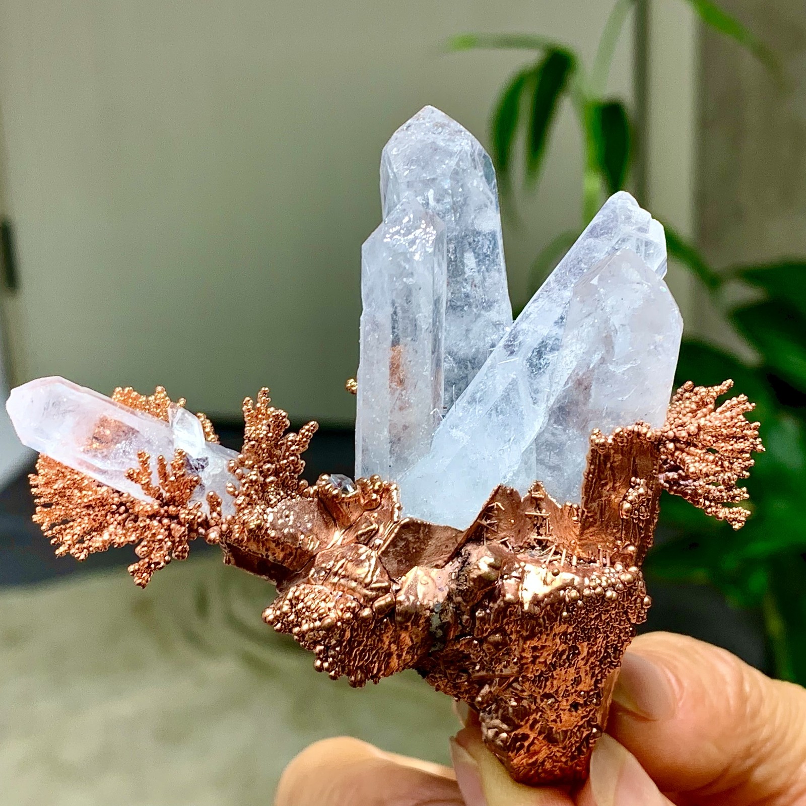 102G Rare!! iridescent Native Copper with white quartz crystal mineral-symbiosis
