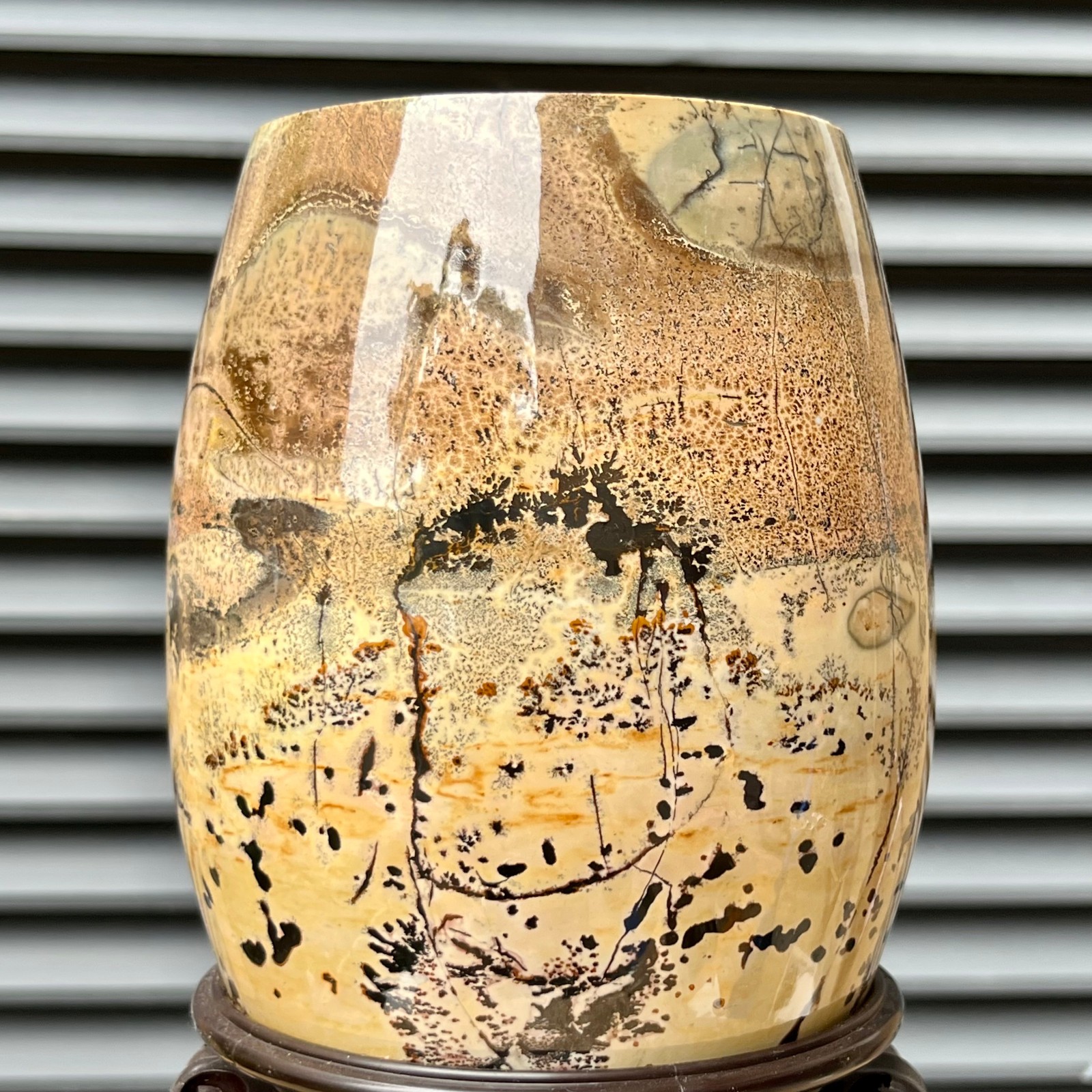 Polished Landscape Stone Vase Brush Pot Crystal Mineral Home Office Decor