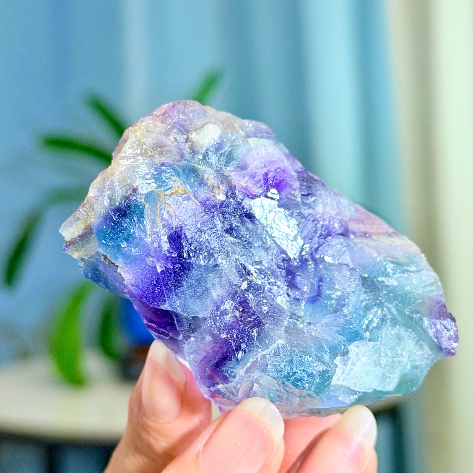 185G Rare transparent purple cubic fluorite mineral crystal sample/China