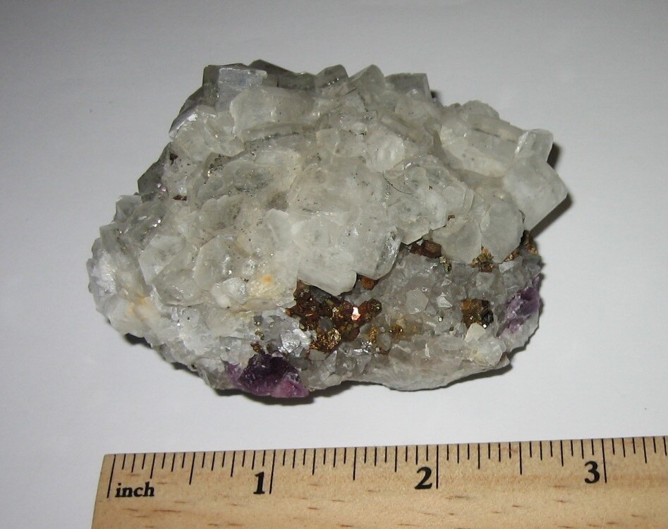 3″ CALCITE CRYSTAL CLUSTER W/ FLUORITE CHALCOPYRITE FROM CT, USA ~ 202.3grams *A