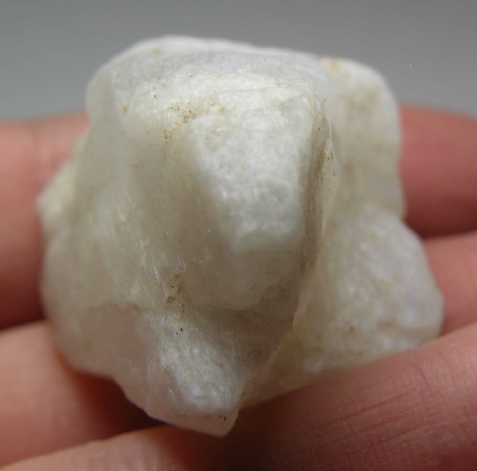 #15 Sri-Lanka 167.75ct 100% Natural Rough White MoonStone Specimen 33.55g 46mm