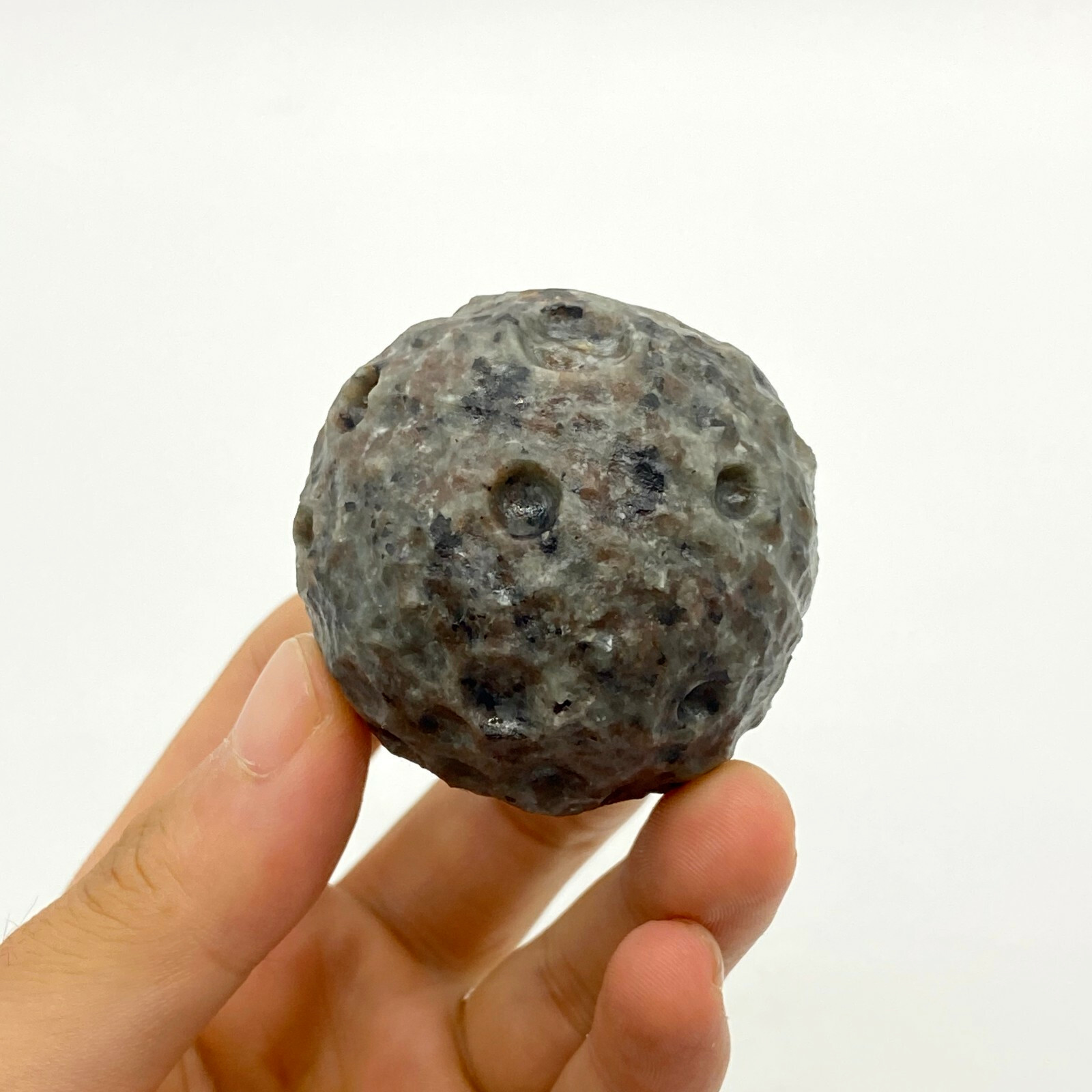 Yooperlite Full moon Emberlite Crystal Sphere Ball Carving UV Glow Sodalite Gift