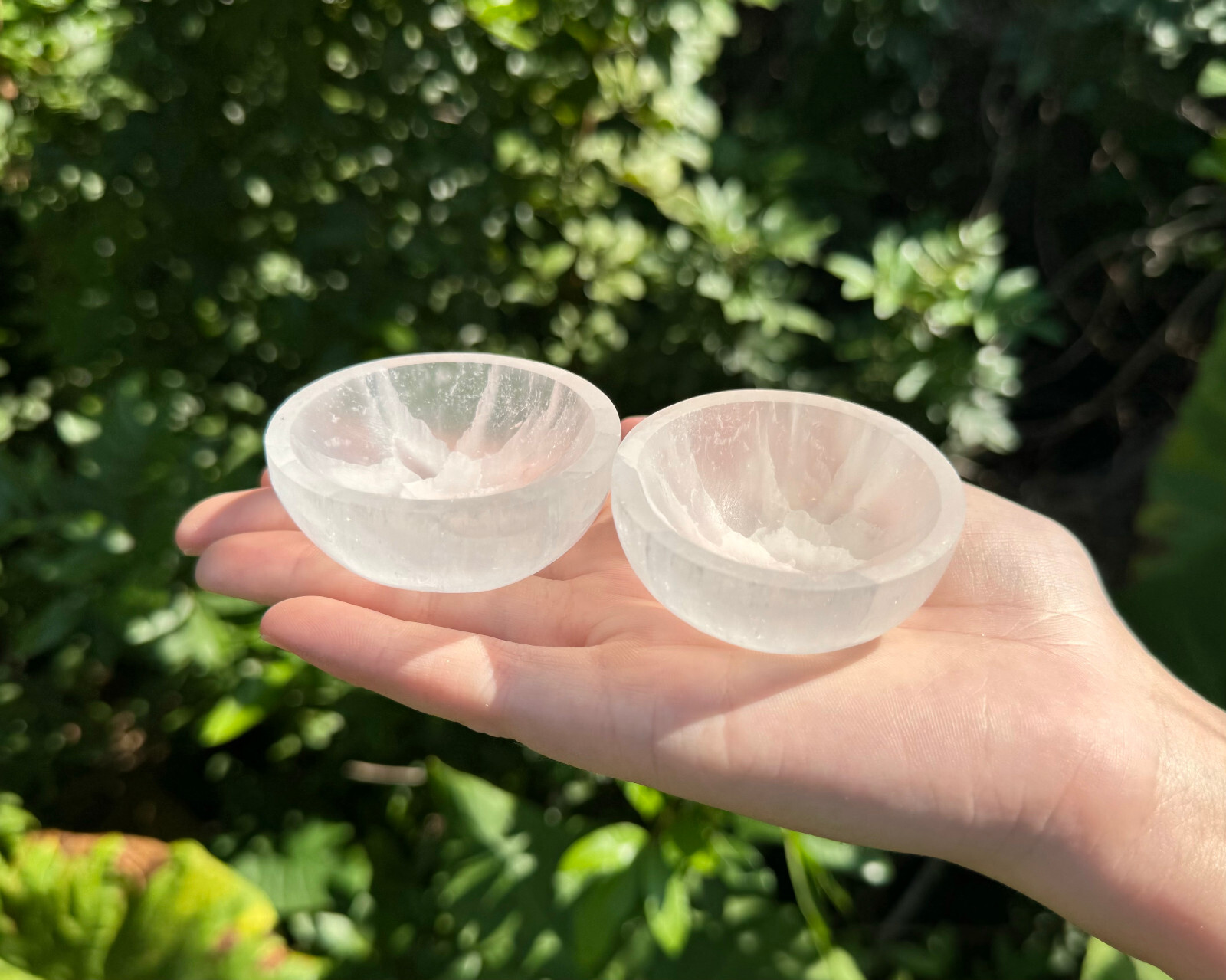 Selenite Charging Bowl, Small 2″ Offering Bowl (Cleanse & Charge Crystals)