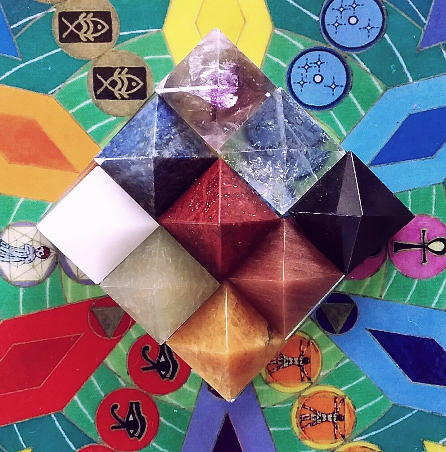 LARGE SOLID 9 CHAKRA Crystal PYRAMID 3D VASTU Grid, Feng Shui, ON CRYSTAL PLATE