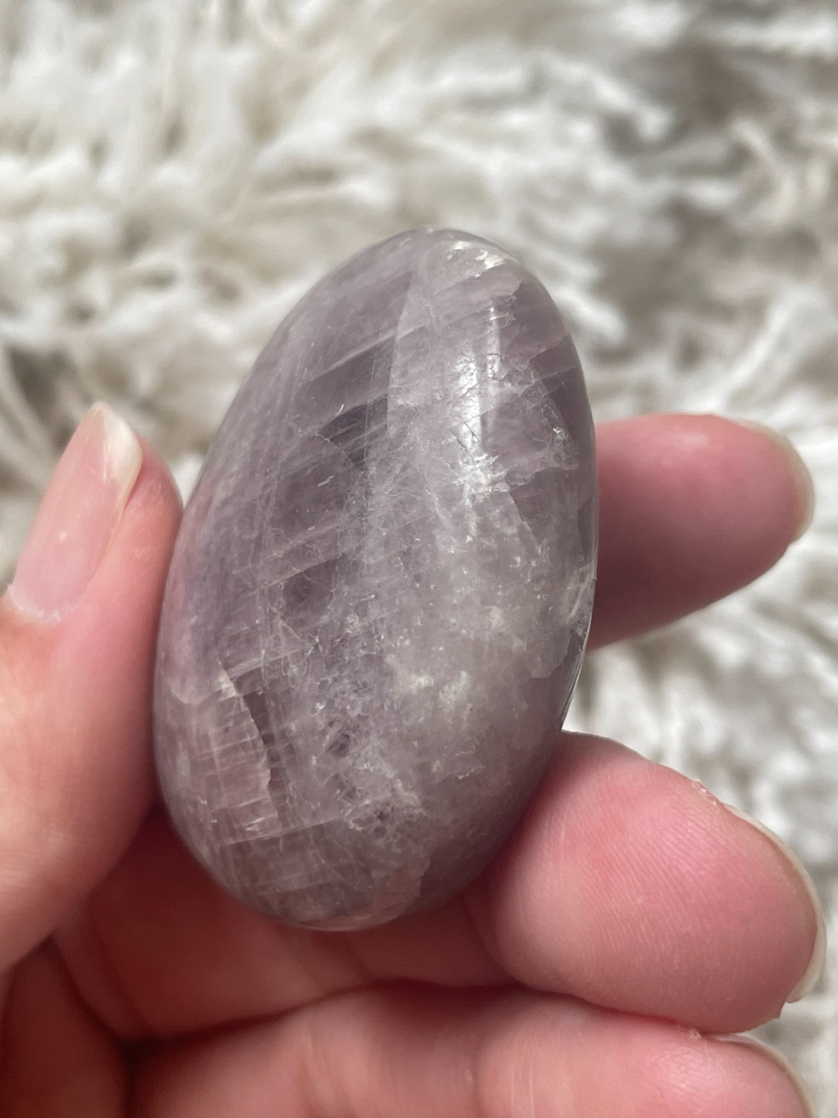 Purple Anhydrite Palmstone, Small – Spiritual Insight & Inner Peace (AP)