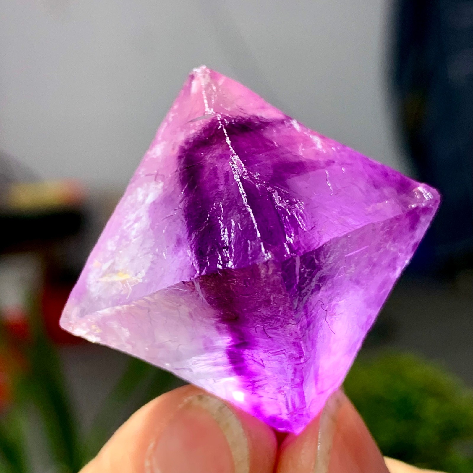 30G Natural purple fluorite octahedron quartz crystal healing