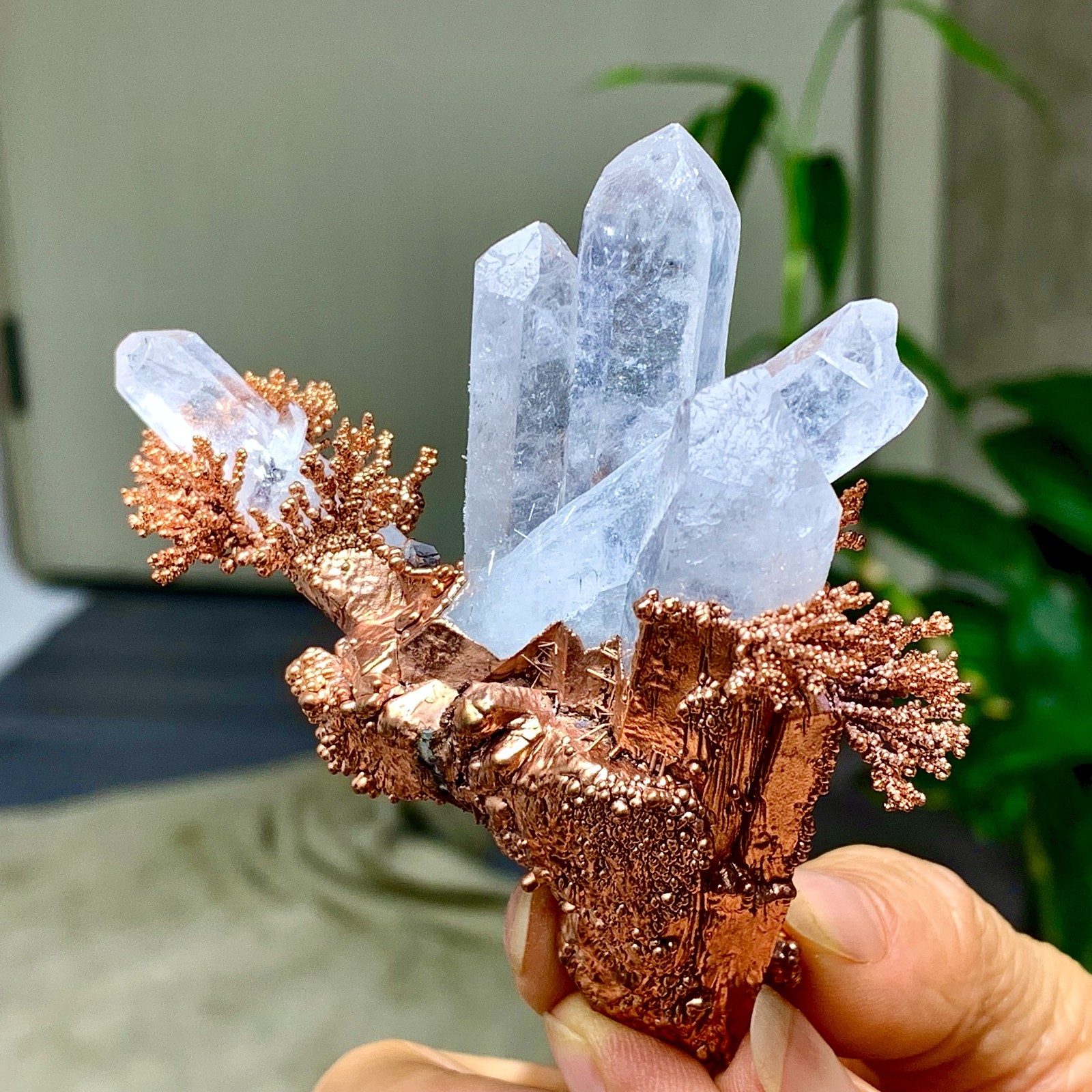 102G Rare!! iridescent Native Copper with white quartz crystal mineral-symbiosis