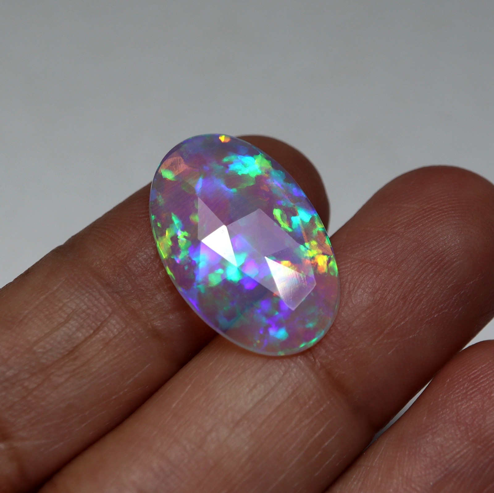 21.3×13.mm Rose Cut AAA Oval Natural Ethiopian Opal, 4.5Ct Rainbow Fire Gemstone