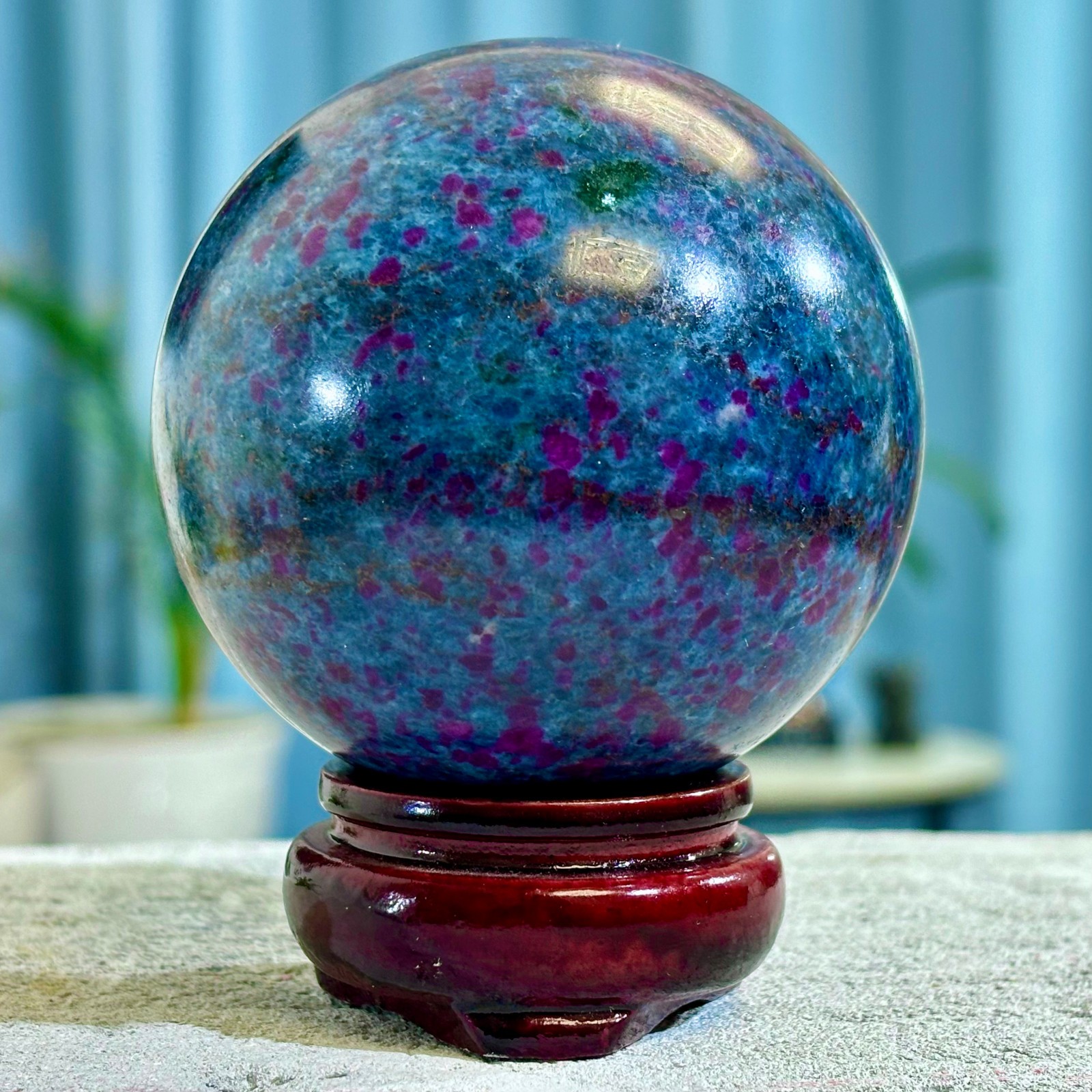 1.55LB Natural Blue Sapphire And Ruby Sphere Fluorescent Glow Under UV Light