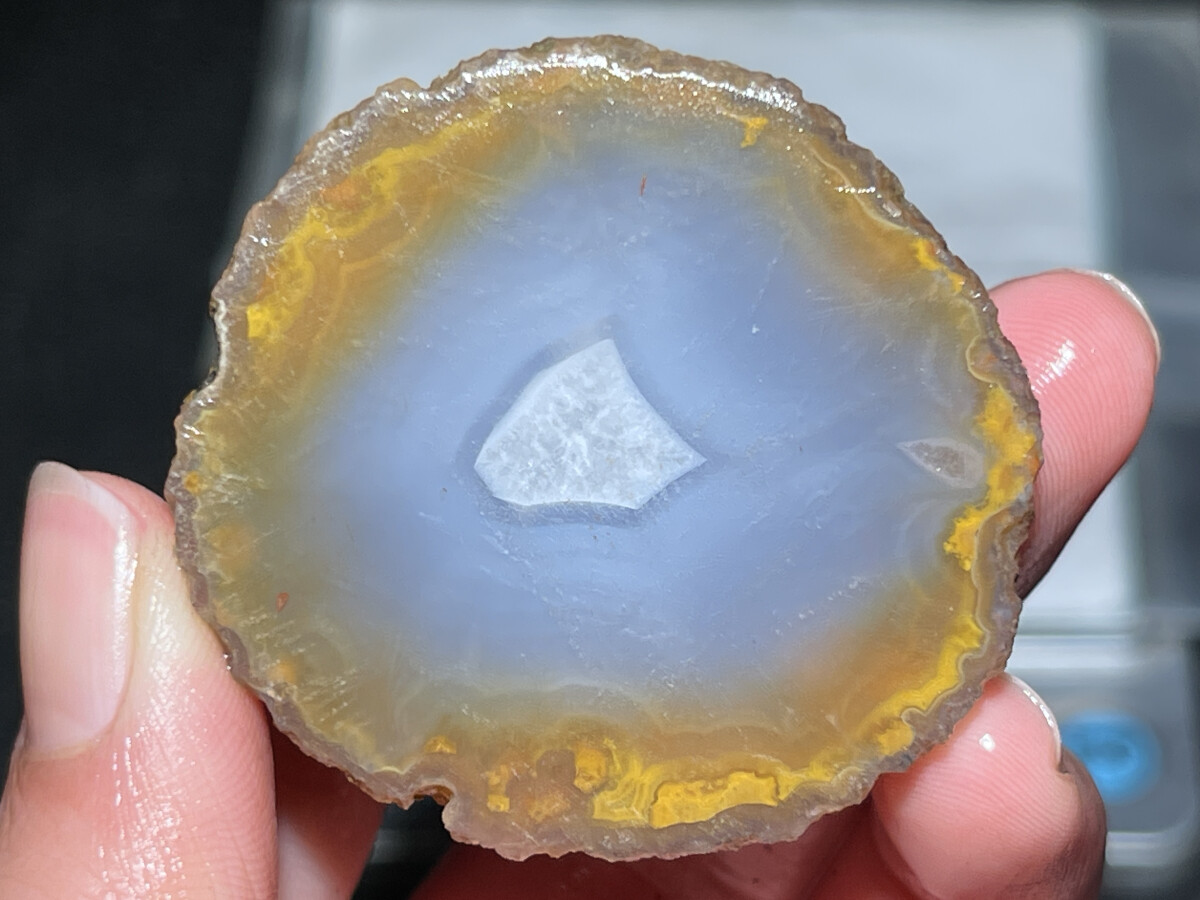 1Pair China Agate Hebei xuanhua natural Crystal Geodes collectible 108g D101