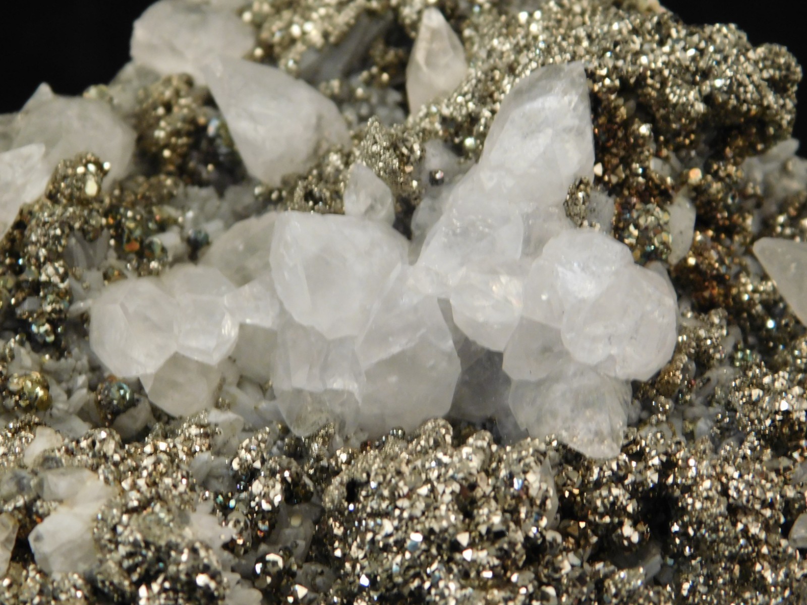 Big! Druzy PYRITE Crystal Cluster w/ Fluorescent Calcite Crystals Mexico 949gr