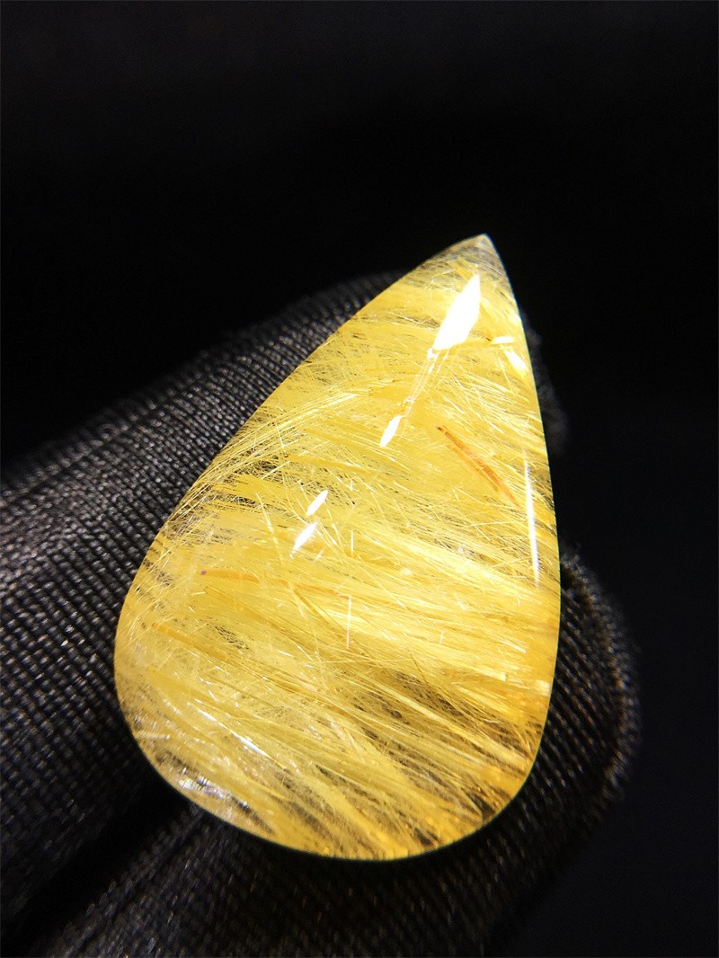 29.5*19.2*6.3mm A+ Natural Titanium Crystal Gold Rutilated Quartz Pendant 4.5g